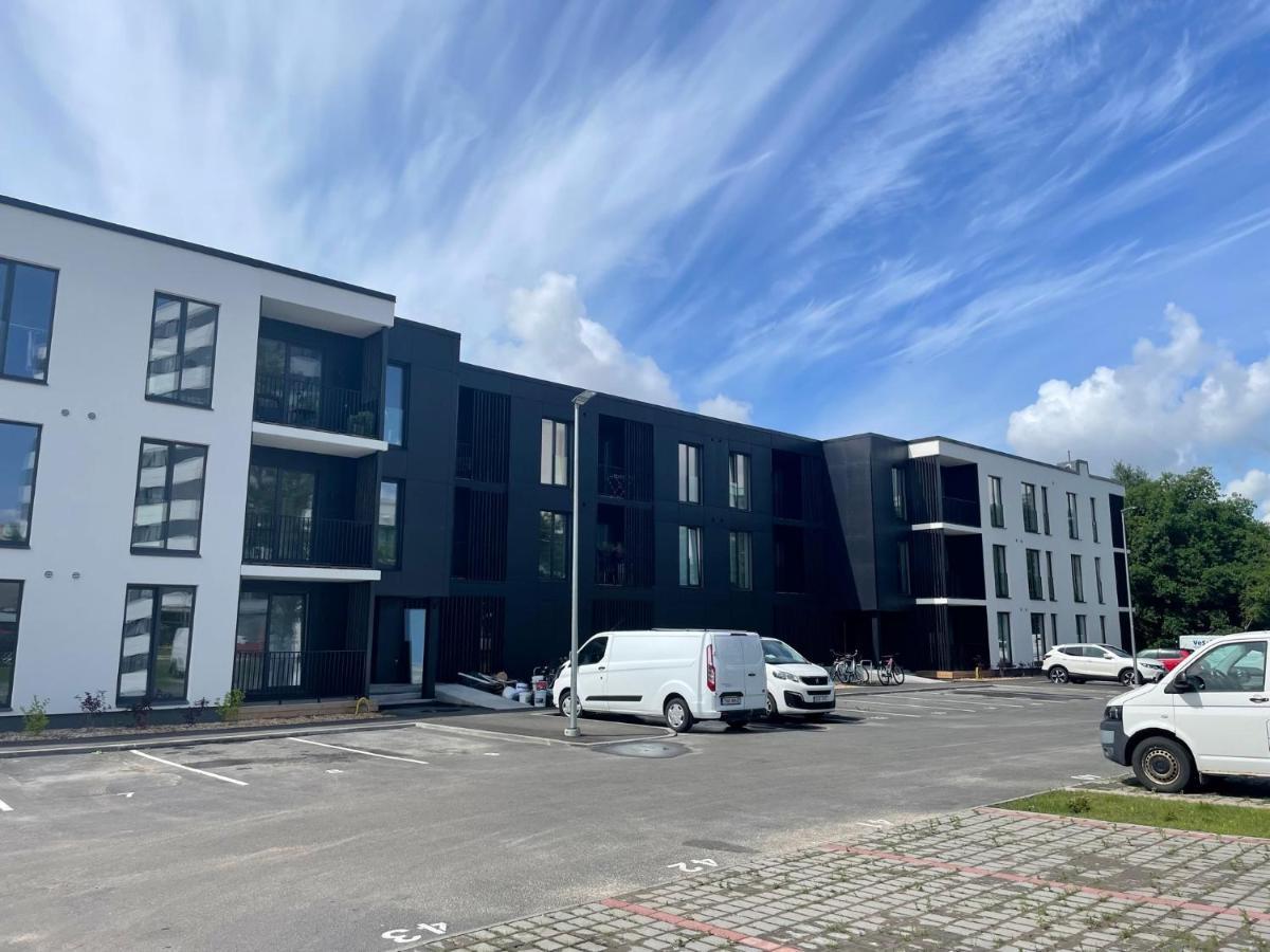 Uus Mai Taenava Korter Apartment Parnu